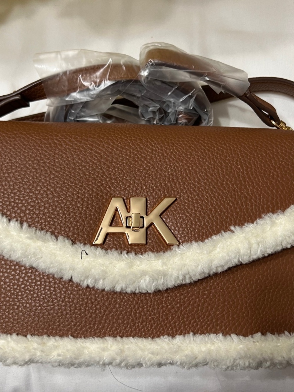 ANNE KLEIN E/W Convertible Sherpa Flap Shoulder Bag With Turn Lock - Picture 4 of 16